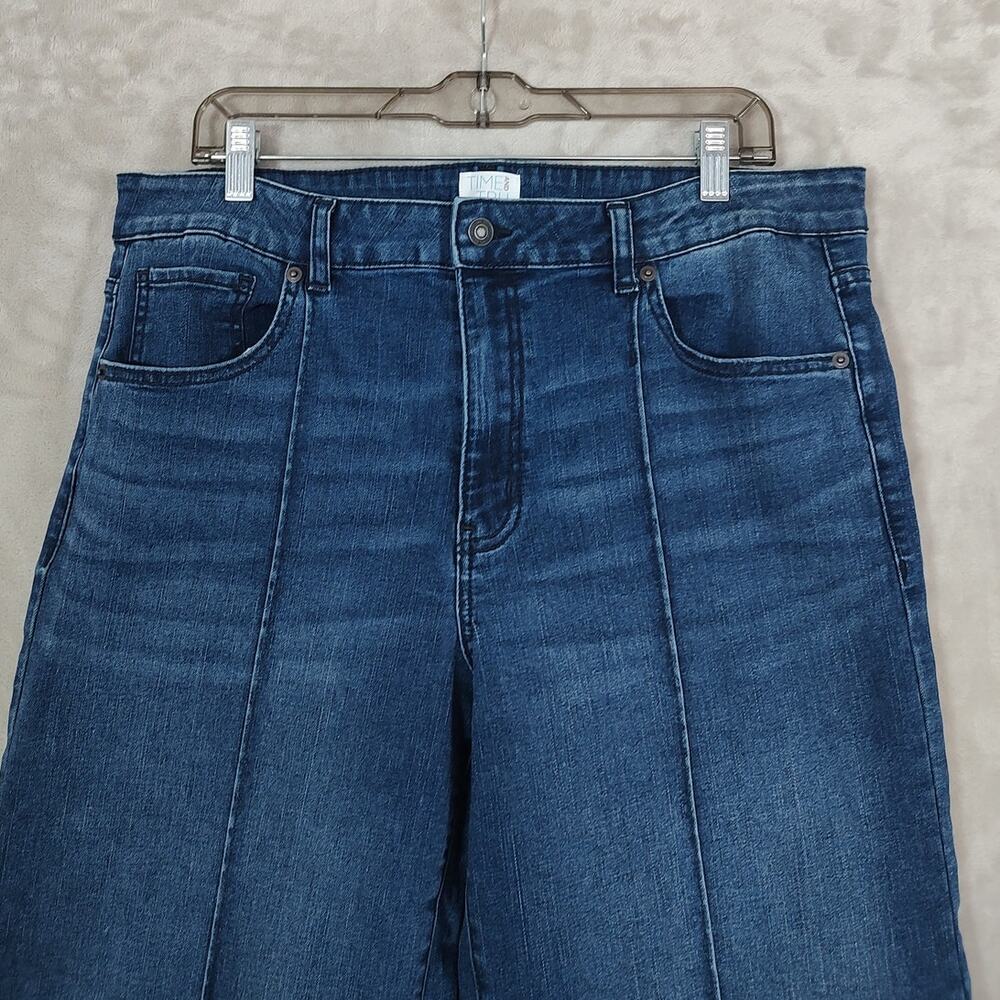 Women's High-Rise Wide-Leg Blue Jeans Pintuck  Front Seam Size 16 EUC Time & Tru - Picture 9 of 15